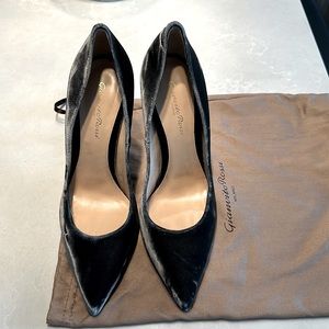 Gianvito Rossi Gun Metal Grey Velvet Pumps